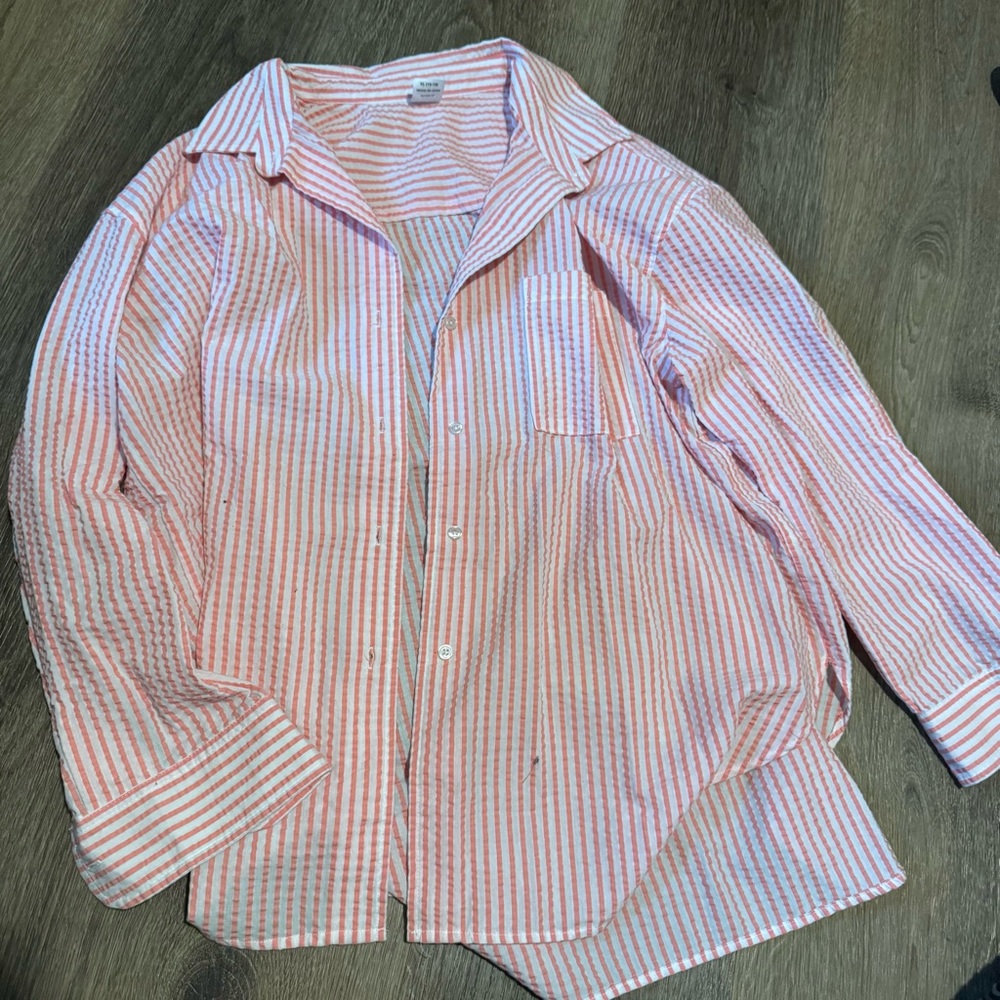 Time & Tru Maternity Button Up